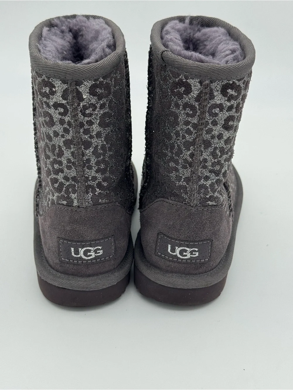 UGG Classic II Glitter Leopard winter boots girls size 1 leather shearling kids